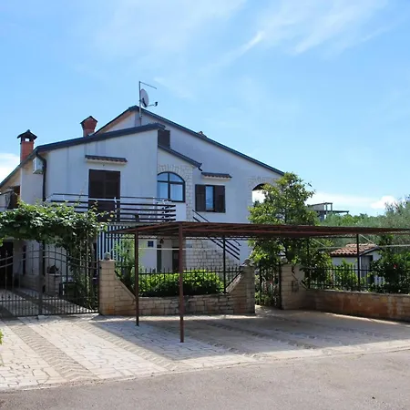 Jakomina 1 In Strandnaehe, Klimatisiert Apartment *