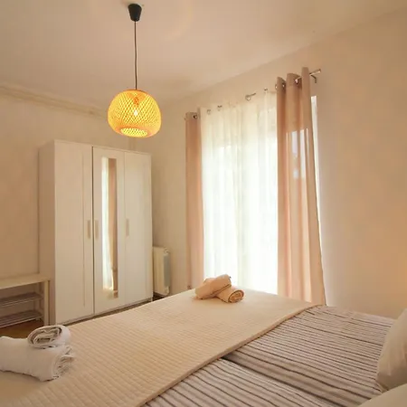 Jakomina 1 In Strandnaehe, Klimatisiert Apartment
